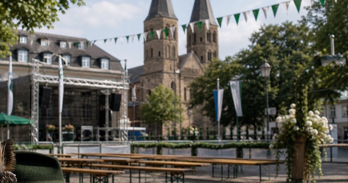 Дюссельдорф события: Дюссельдорф-Kaiserswerth: традиционный Schützenfest оказался под давлением Дюссельдорф события: Дюссельдорф-Kaiserswerth: традиционный Schützenfest оказался под давлением