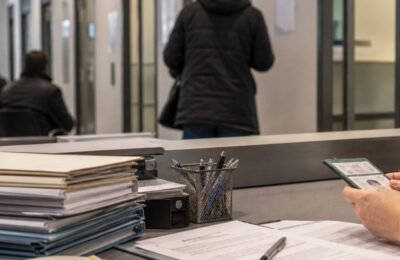 Франкфурт документы: Франкфурт: новые проверки по делу о Wohnsitzanmeldungen и Schleusung
