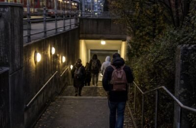 Нюрнберг транспорт: Нюрнберг: S-Bahnhof Eibach критикуют из-за Sicherheitsmängel