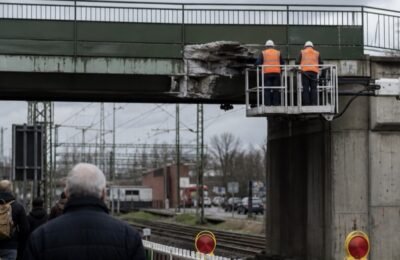Эссен транспорт: Эссен: Bahnstrecke nach Gelsenkirchen открыта, но пассажиров ждут ограничения